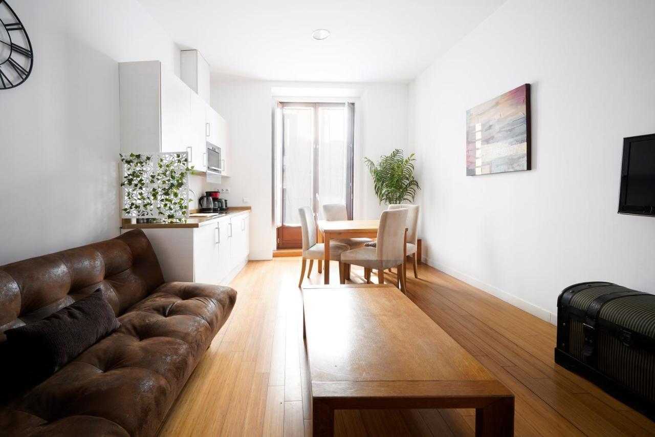 Apartament Huertas *