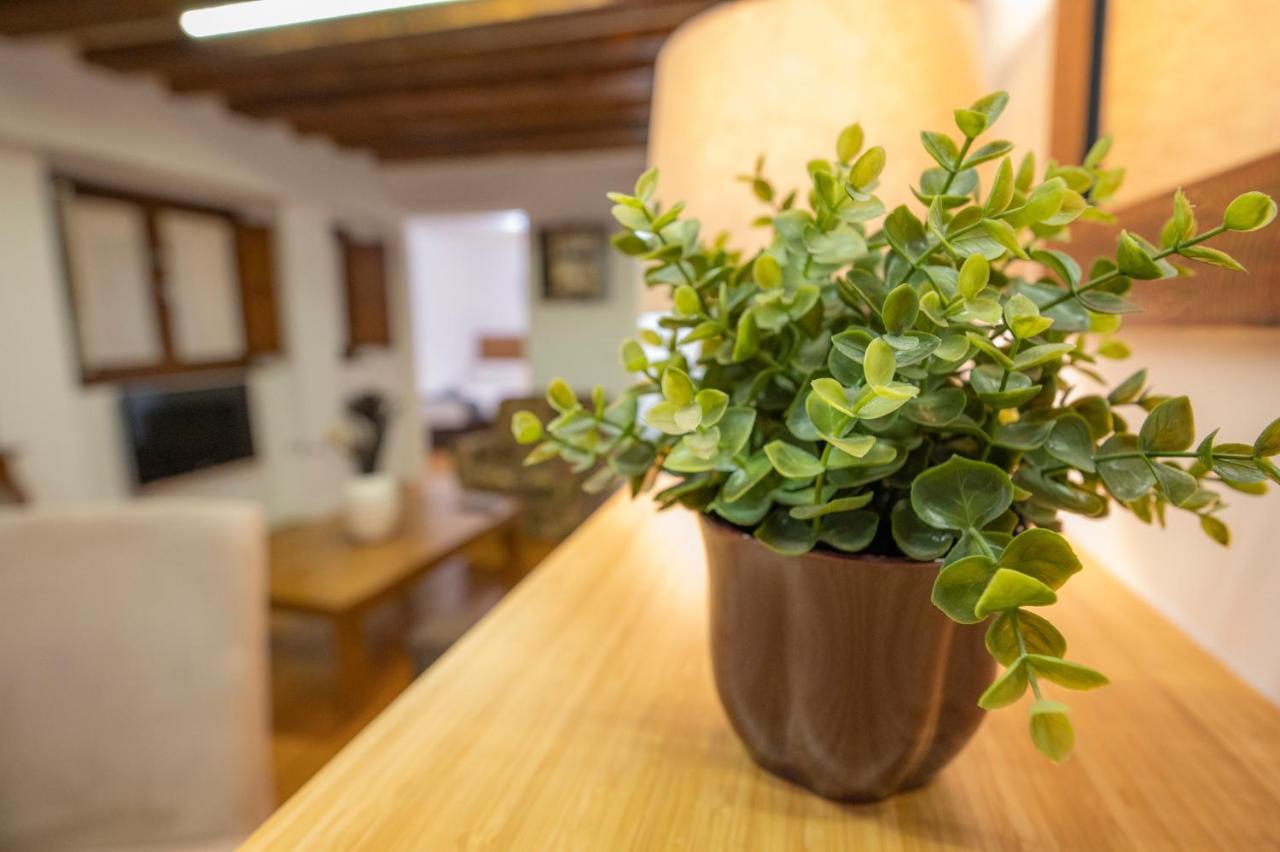 Apartament Huertas *