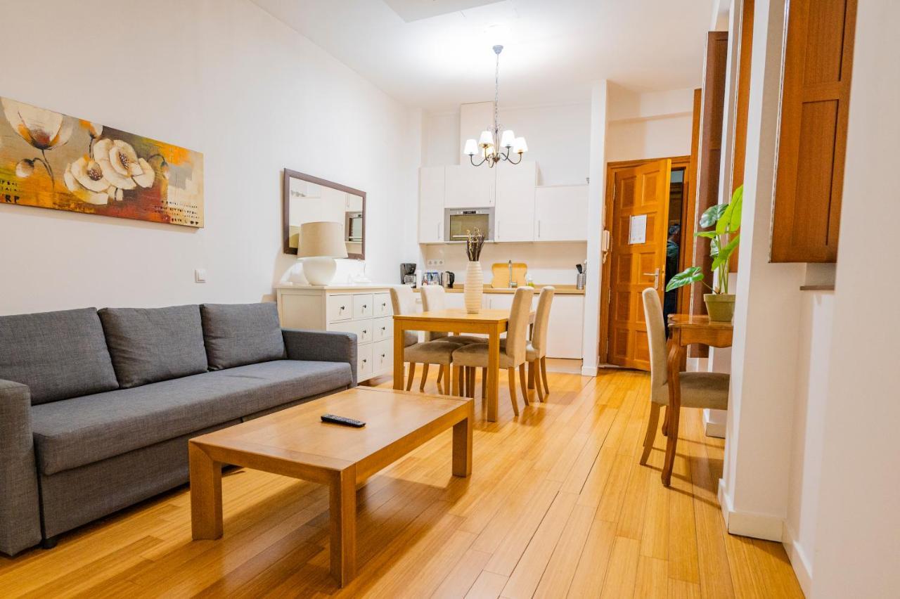 Apartament Huertas Madryt