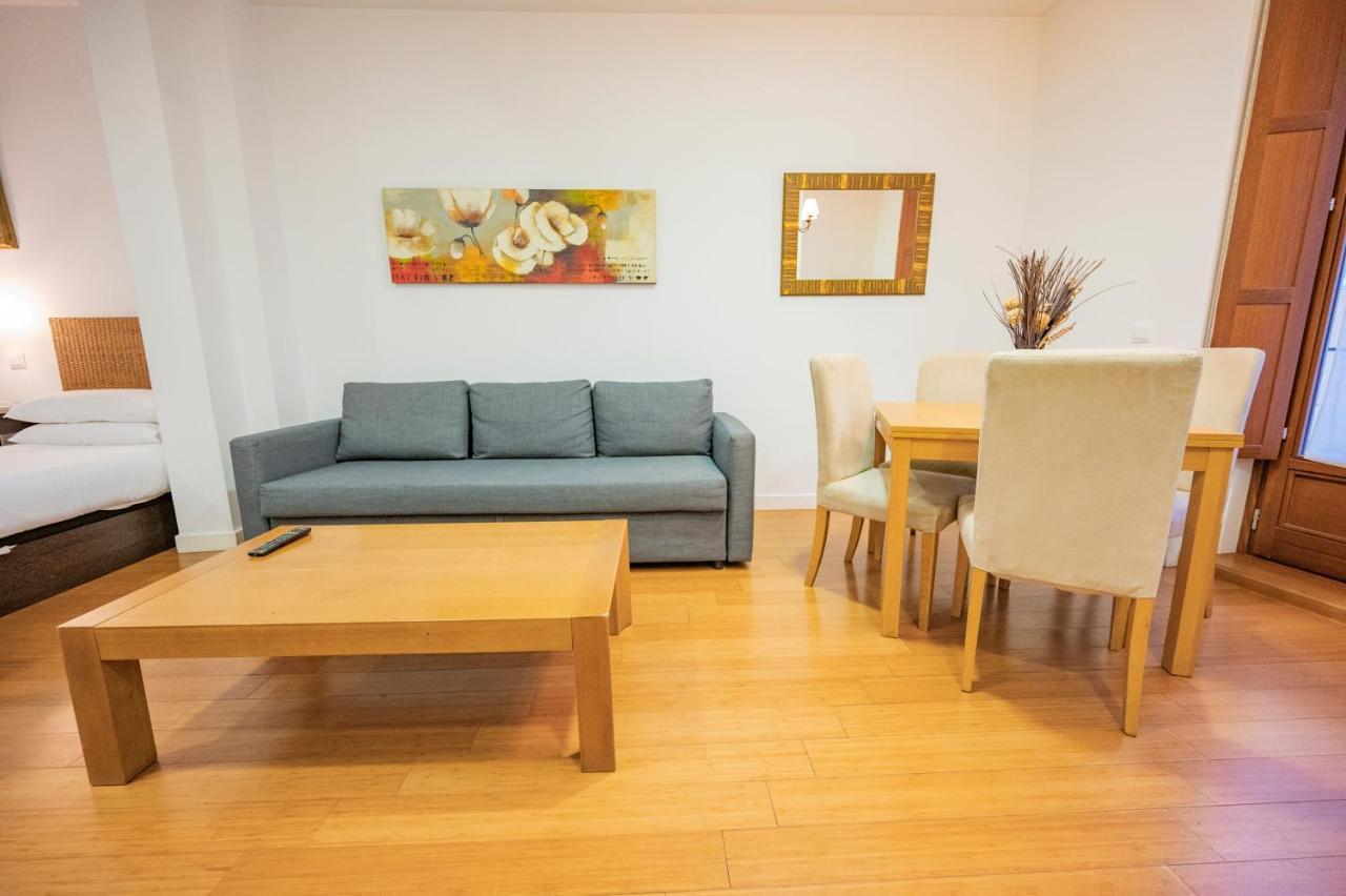 Huertas Apartament *